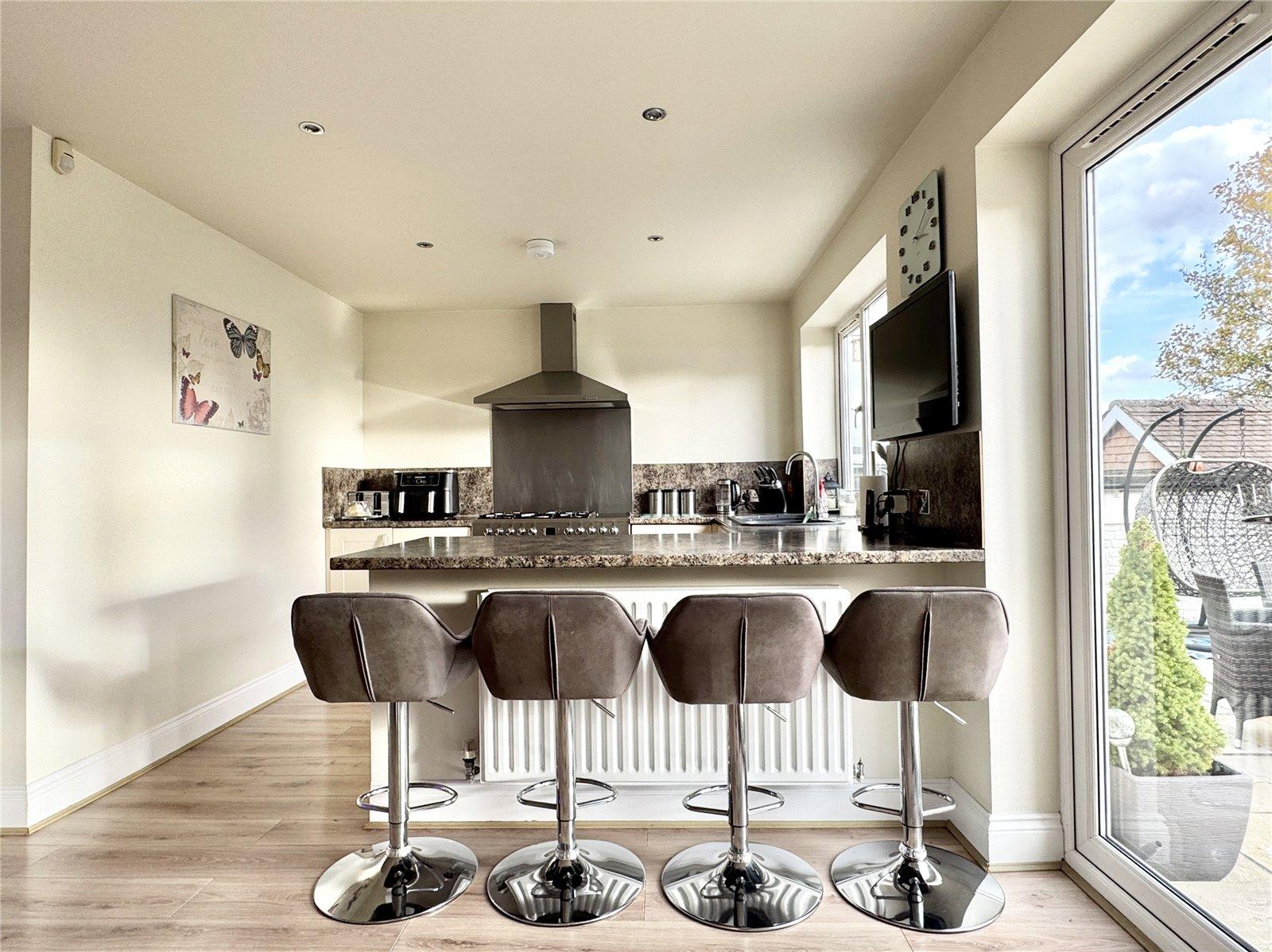 5 bedroom house for sale in Hextable | Robinson Jackson