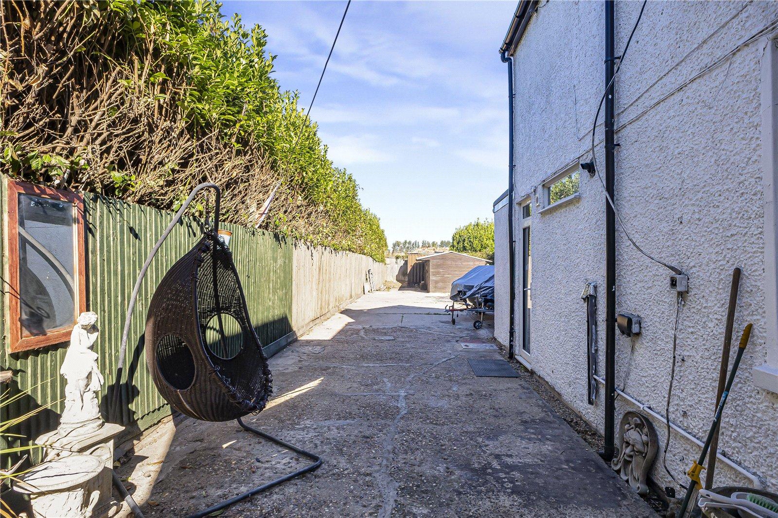 3 bedroom house for sale in Leydenhatch Lane | Robinson Jackson