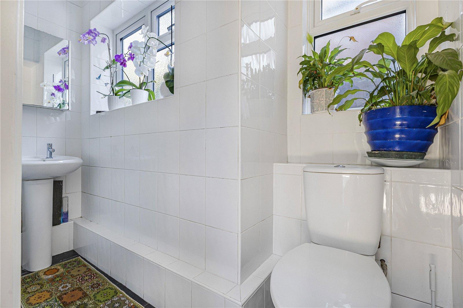 3 bedroom house for sale in Leydenhatch Lane | Robinson Jackson