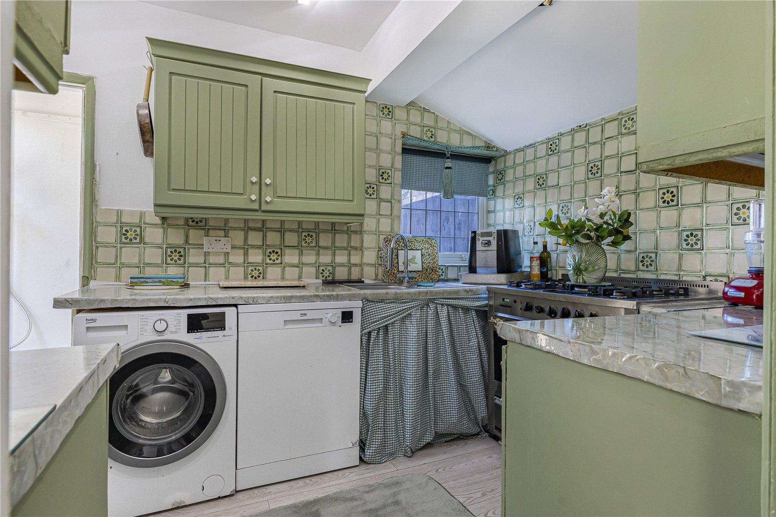 3 bedroom house for sale in Leydenhatch Lane | Robinson Jackson