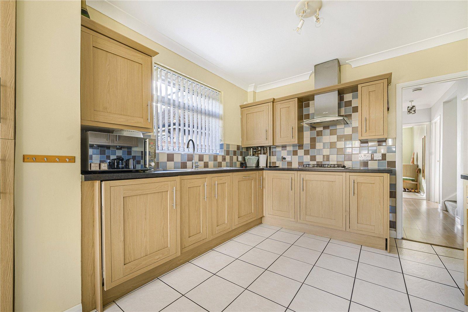 4 bedroom bungalow for sale in Hextable | Robinson Jackson