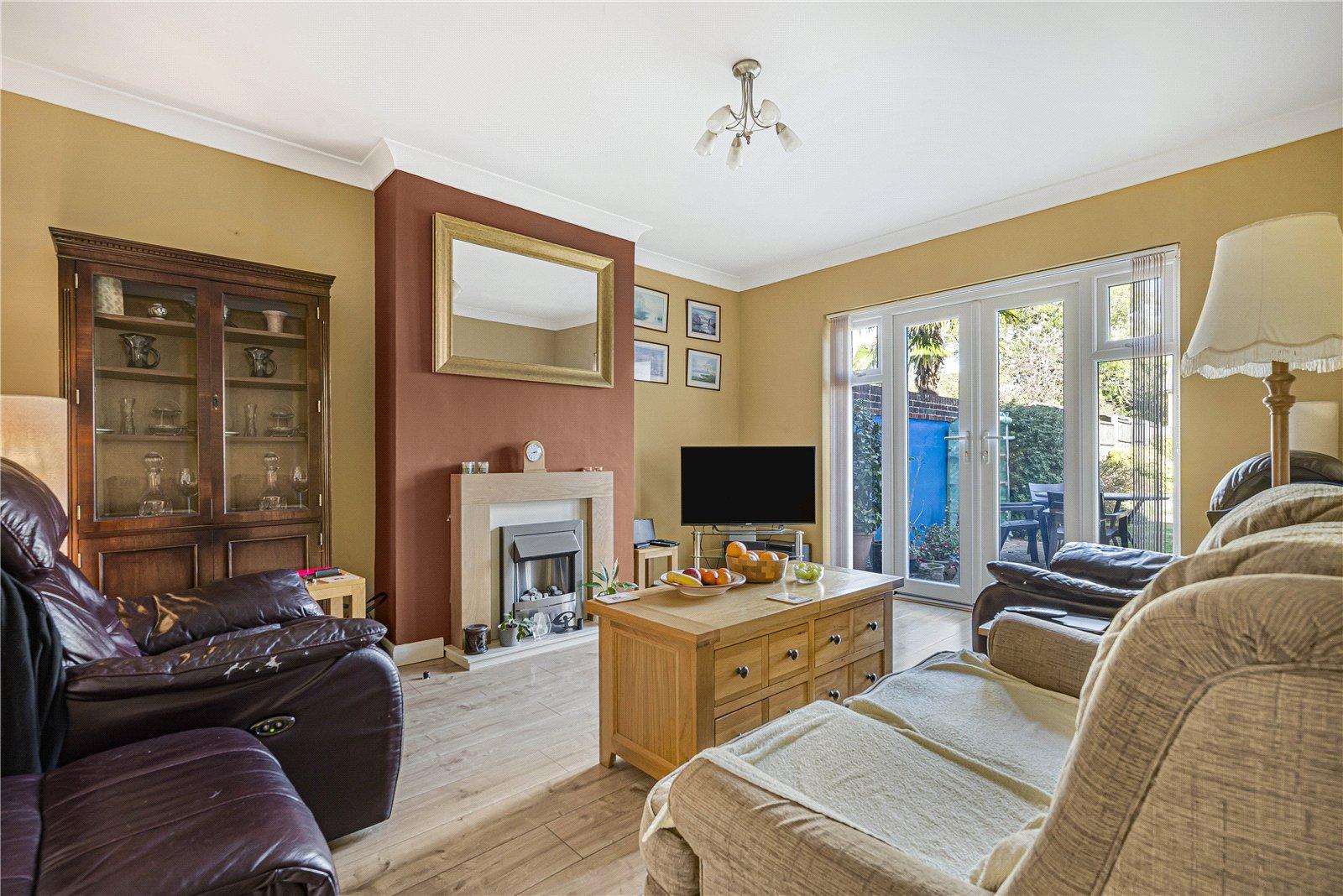 4 bedroom bungalow for sale in Hextable | Robinson Jackson