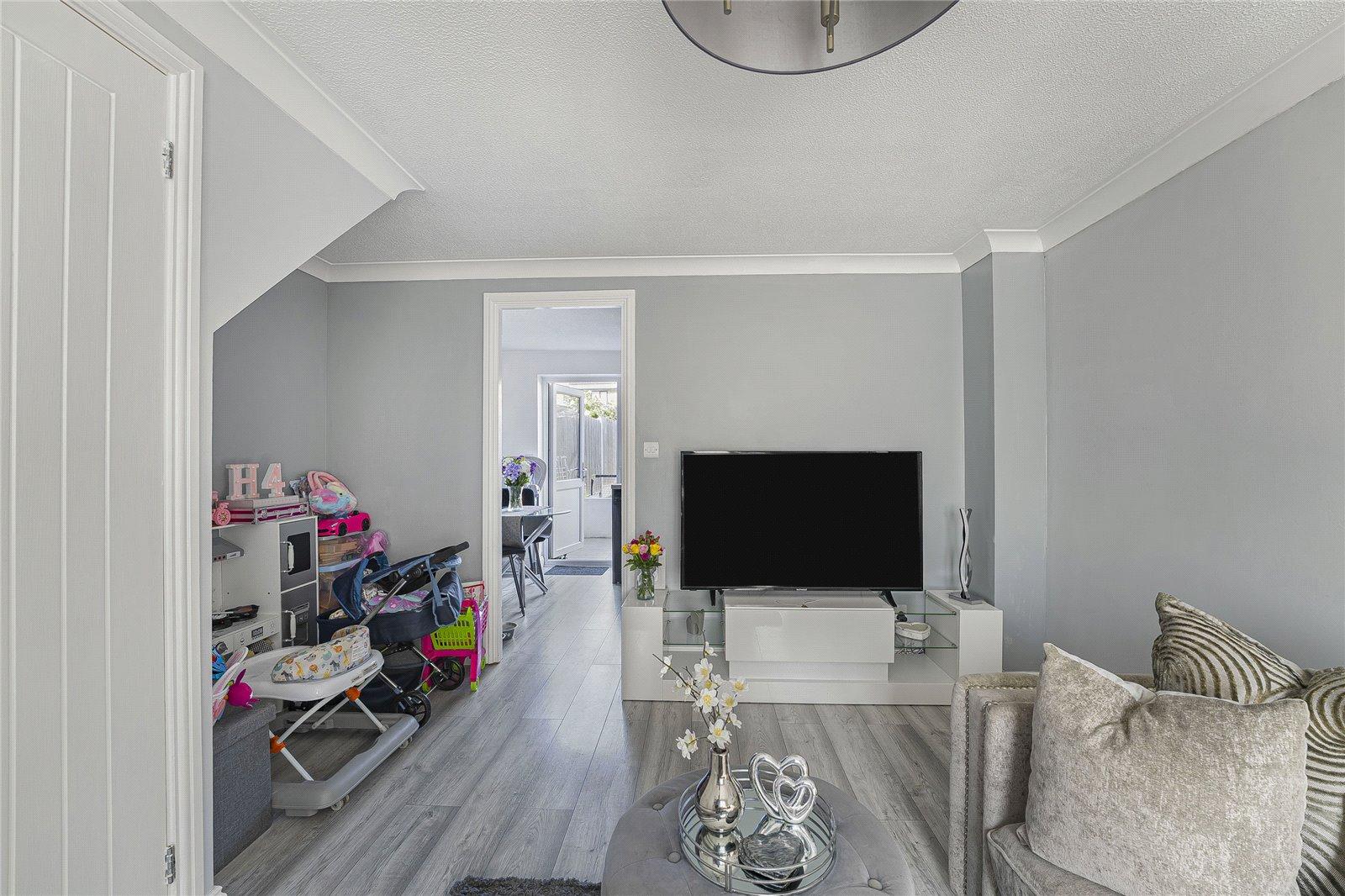 2 bedroom house for sale in Greenhithe | Robinson Jackson