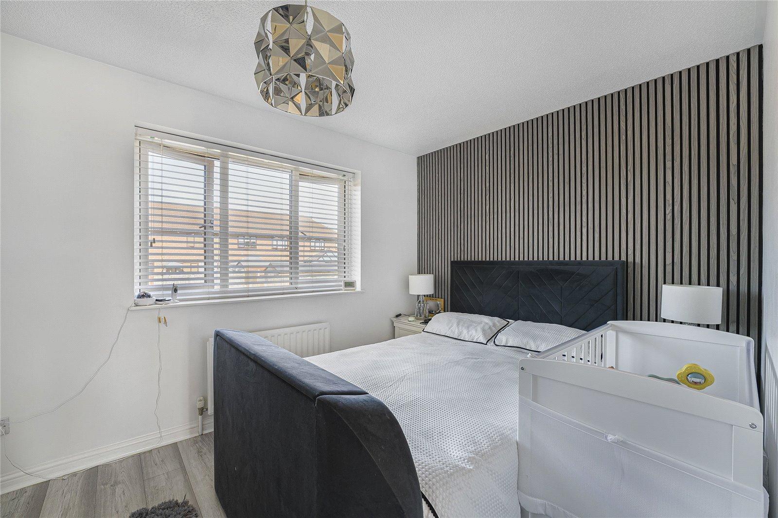2 bedroom house for sale in Greenhithe | Robinson Jackson