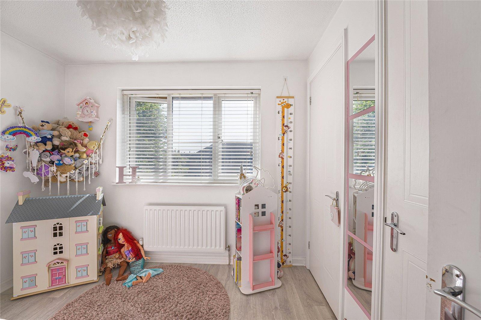 2 bedroom house for sale in Greenhithe | Robinson Jackson