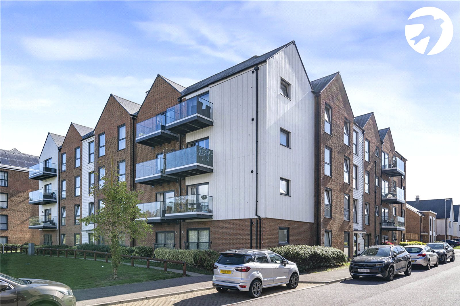2 bedroom property for sale in Greenhithe | Robinson Jackson