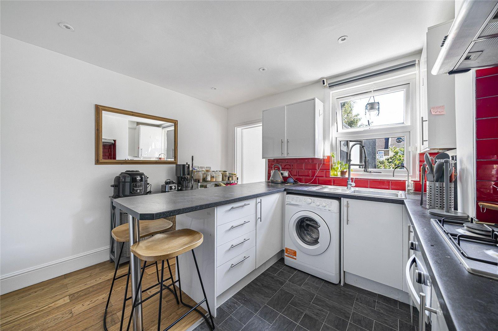 2 bedroom house for sale in Swanscombe | Robinson Jackson