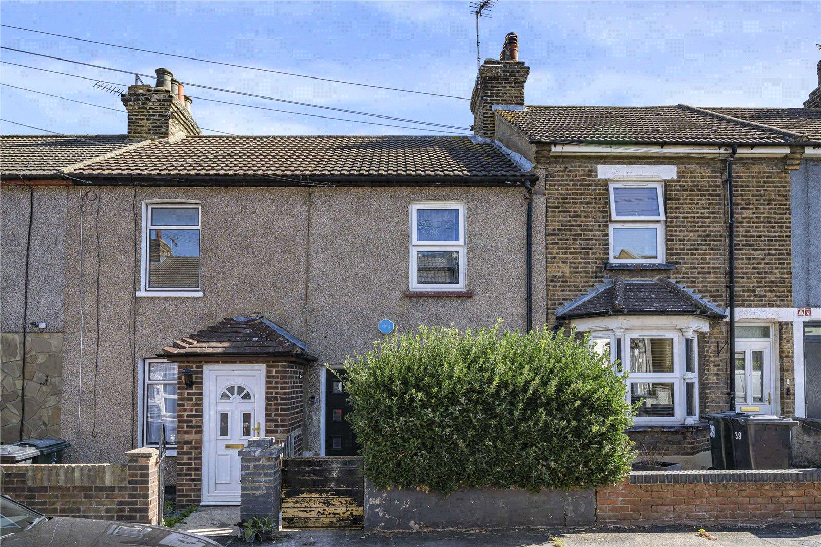 2 bedroom house for sale in Swanscombe | Robinson Jackson