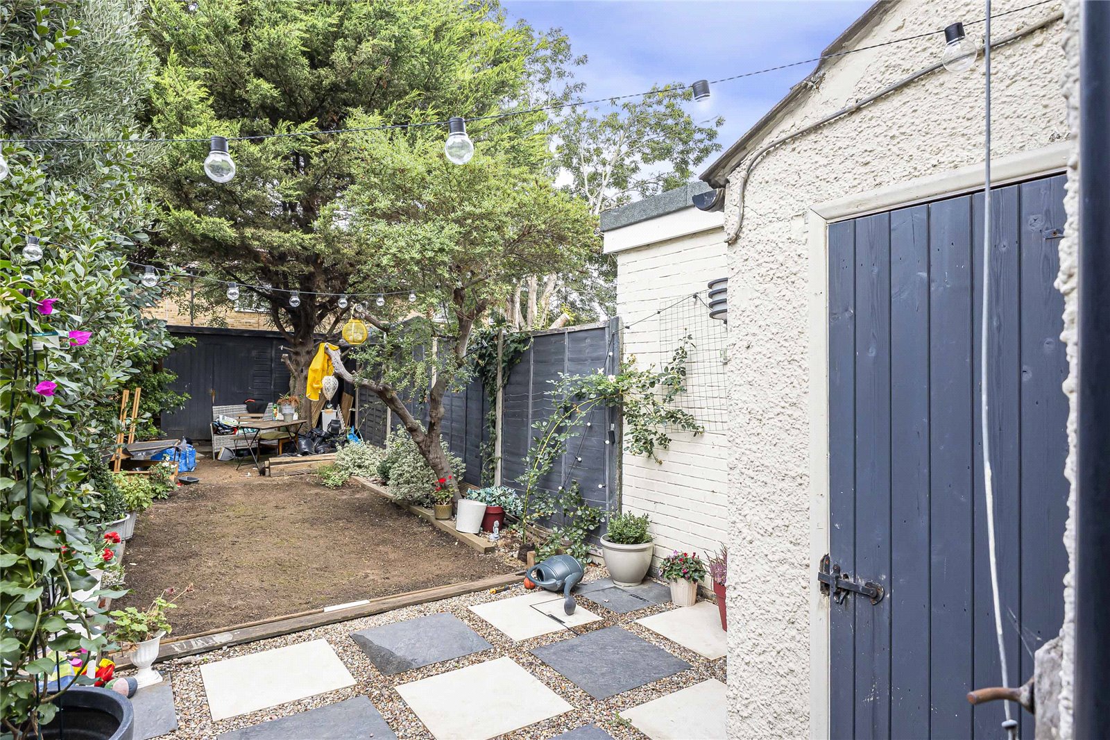 2 bedroom house for sale in Greenhithe | Robinson Jackson