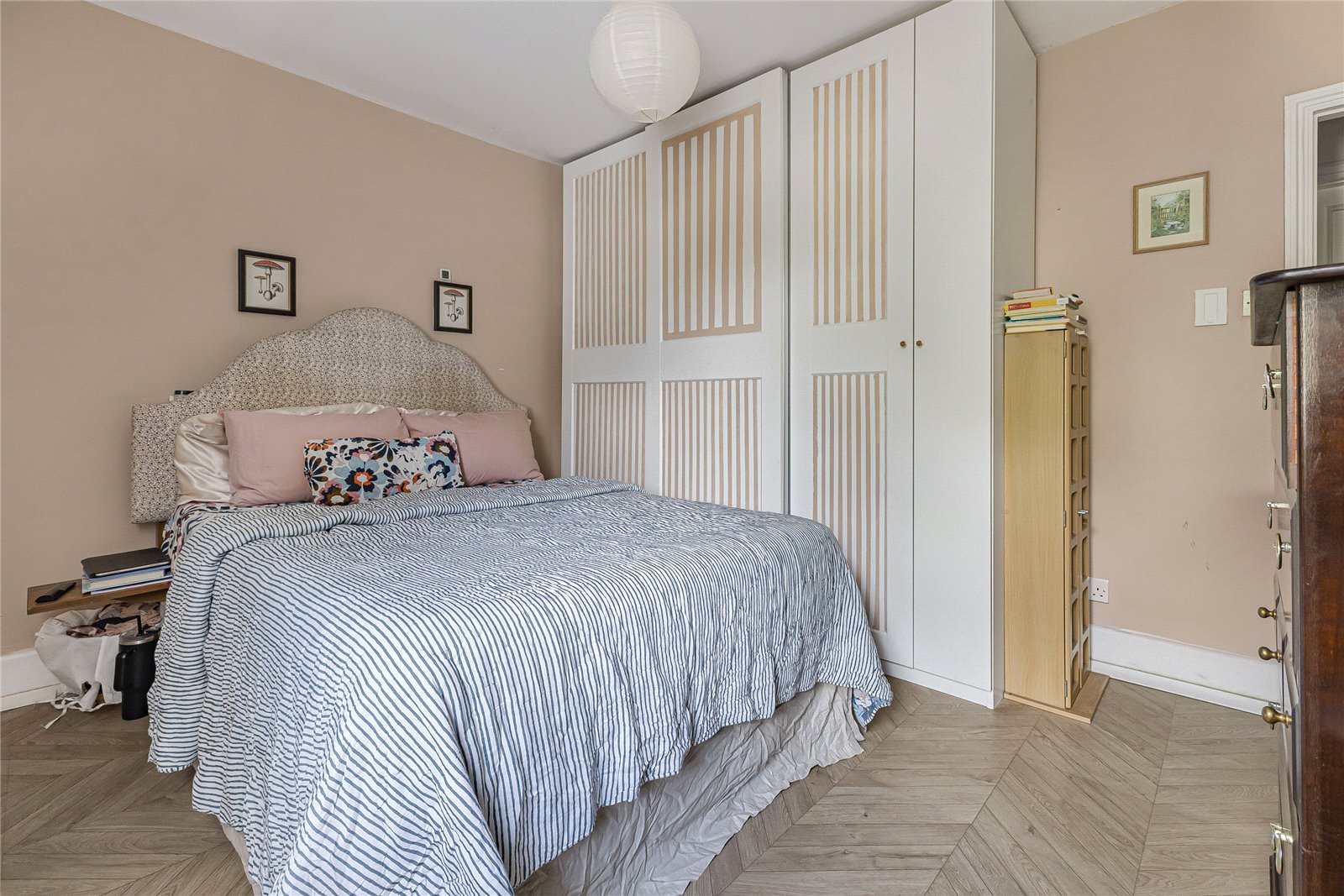 2 bedroom house for sale in Greenhithe | Robinson Jackson