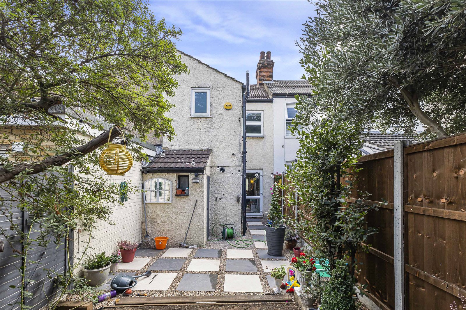 2 bedroom house for sale in Greenhithe | Robinson Jackson