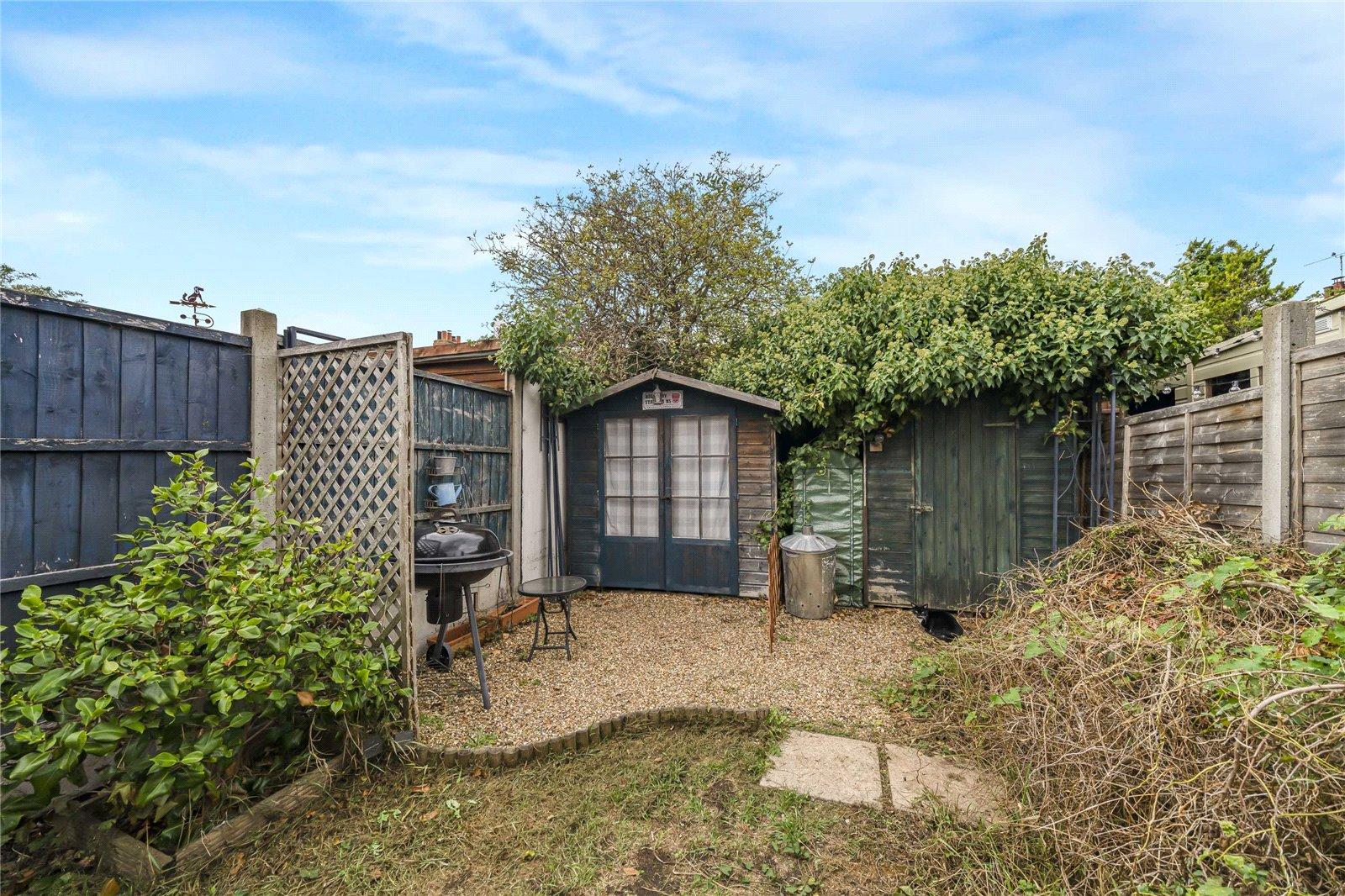 2 bedroom house for sale in Greenhithe | Robinson Jackson