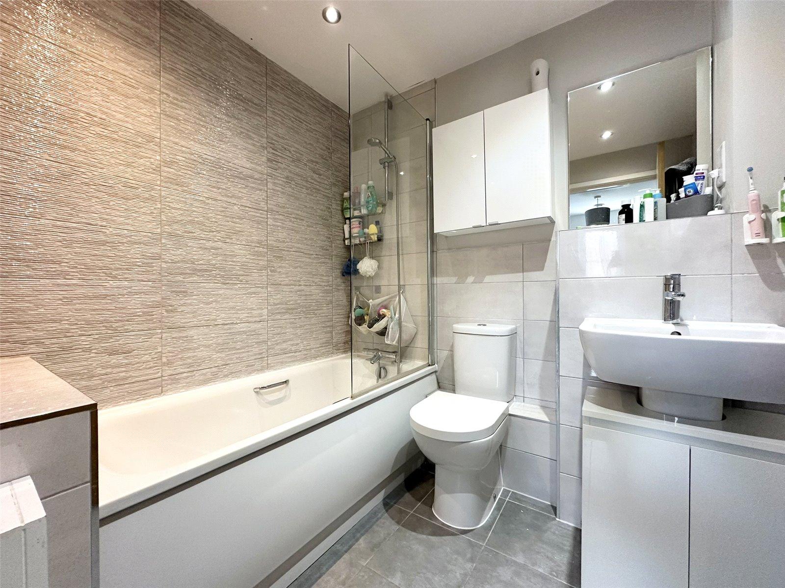 3 bedroom house for sale in Greenhithe | Robinson Jackson