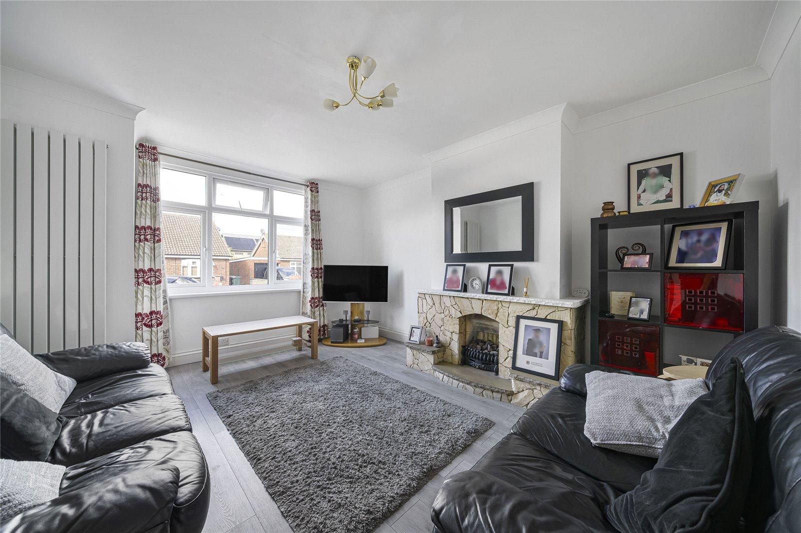 3 bedroom house for sale in Swanscombe | Robinson Jackson