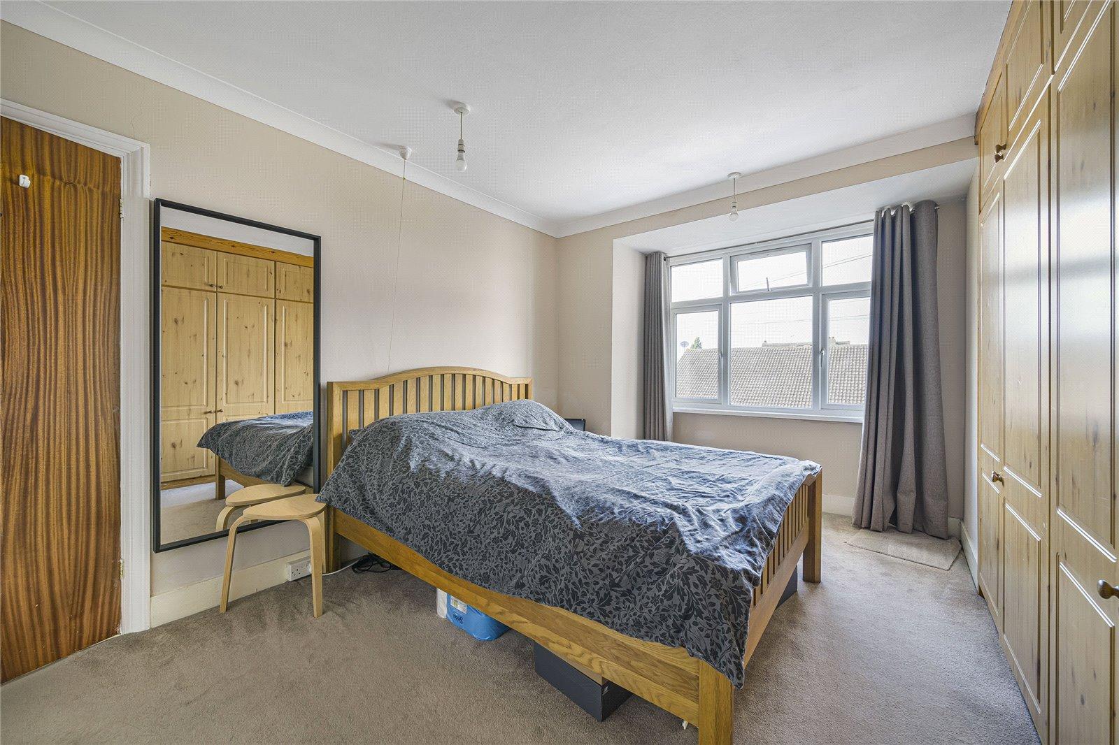 3 bedroom house for sale in Swanscombe | Robinson Jackson