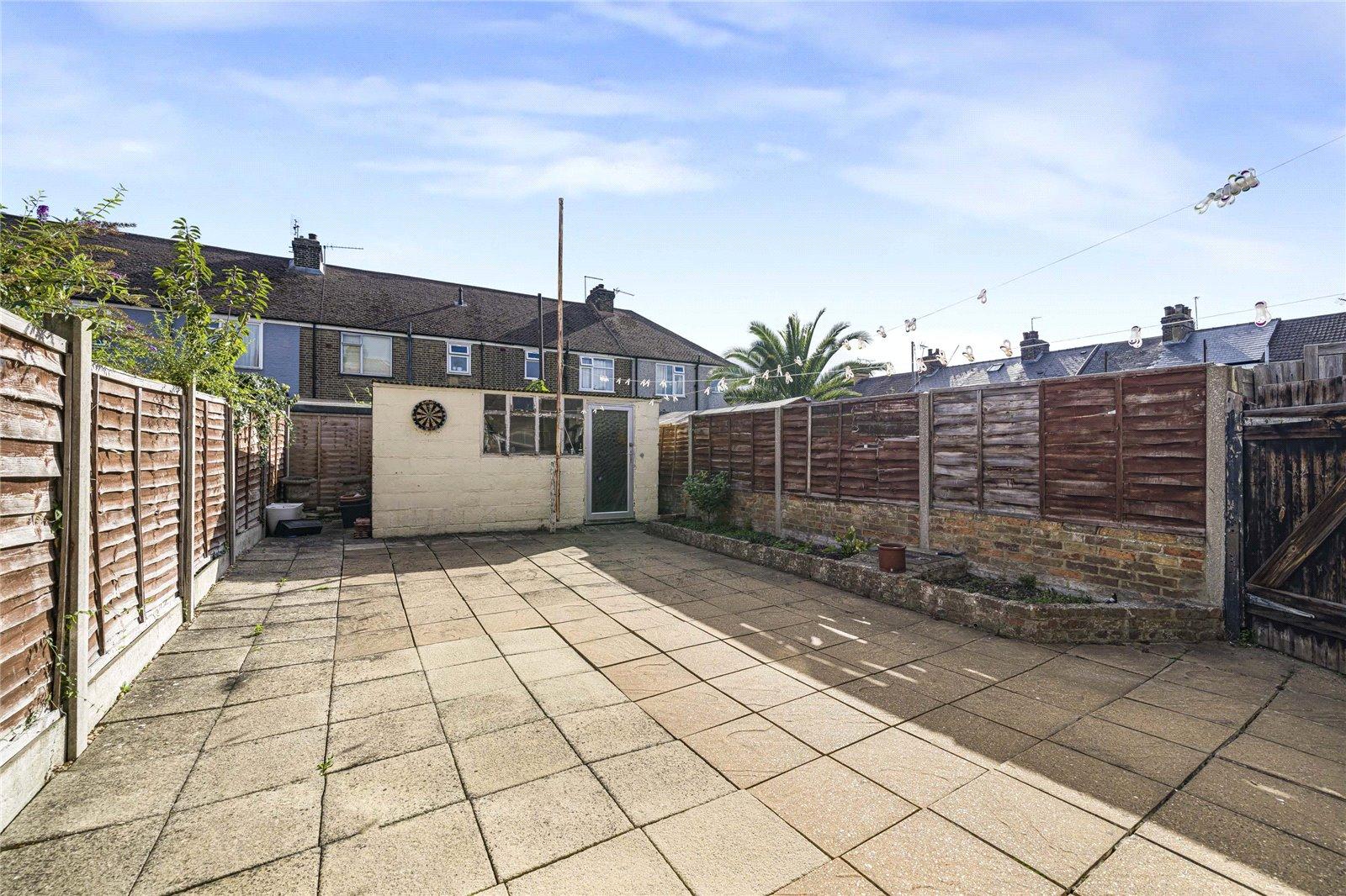 3 bedroom house for sale in Swanscombe | Robinson Jackson