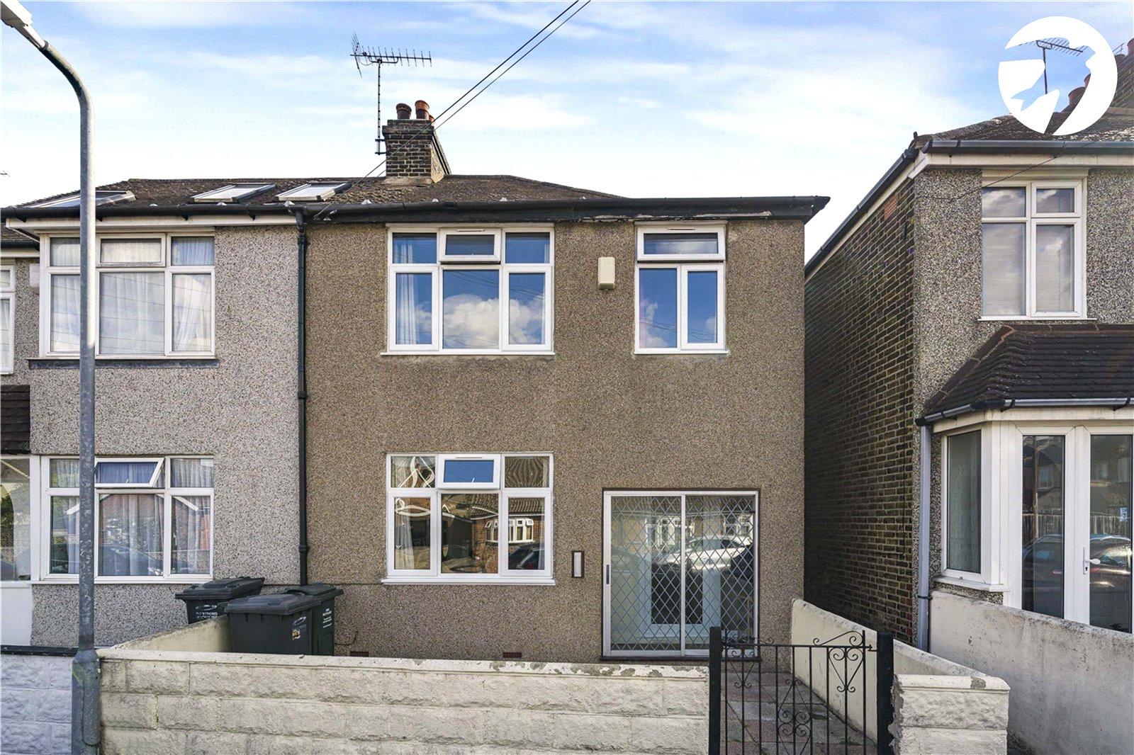 3 bedroom house for sale in Swanscombe | Robinson Jackson