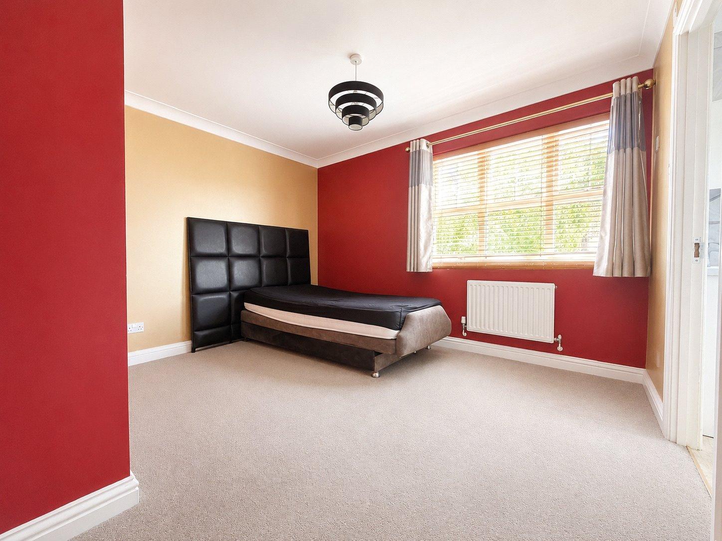 4 bedroom house for sale in Swanscombe | Robinson Jackson