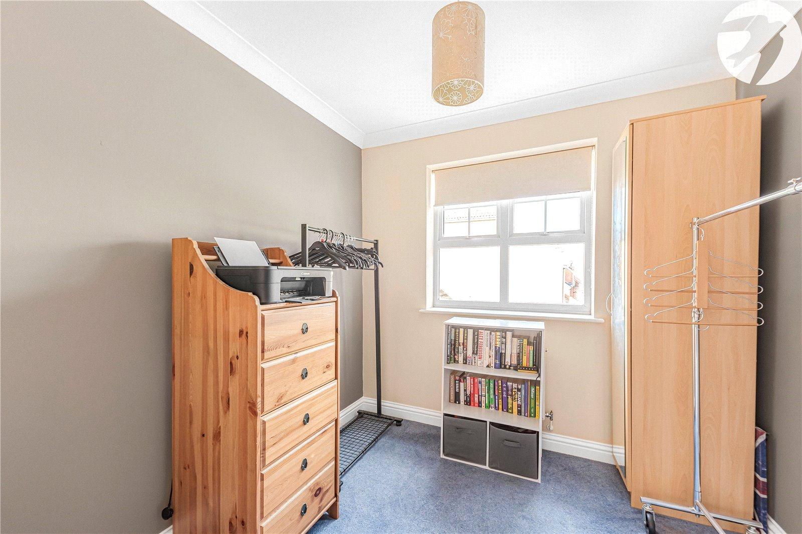 4 bedroom house for sale in Swanscombe | Robinson Jackson