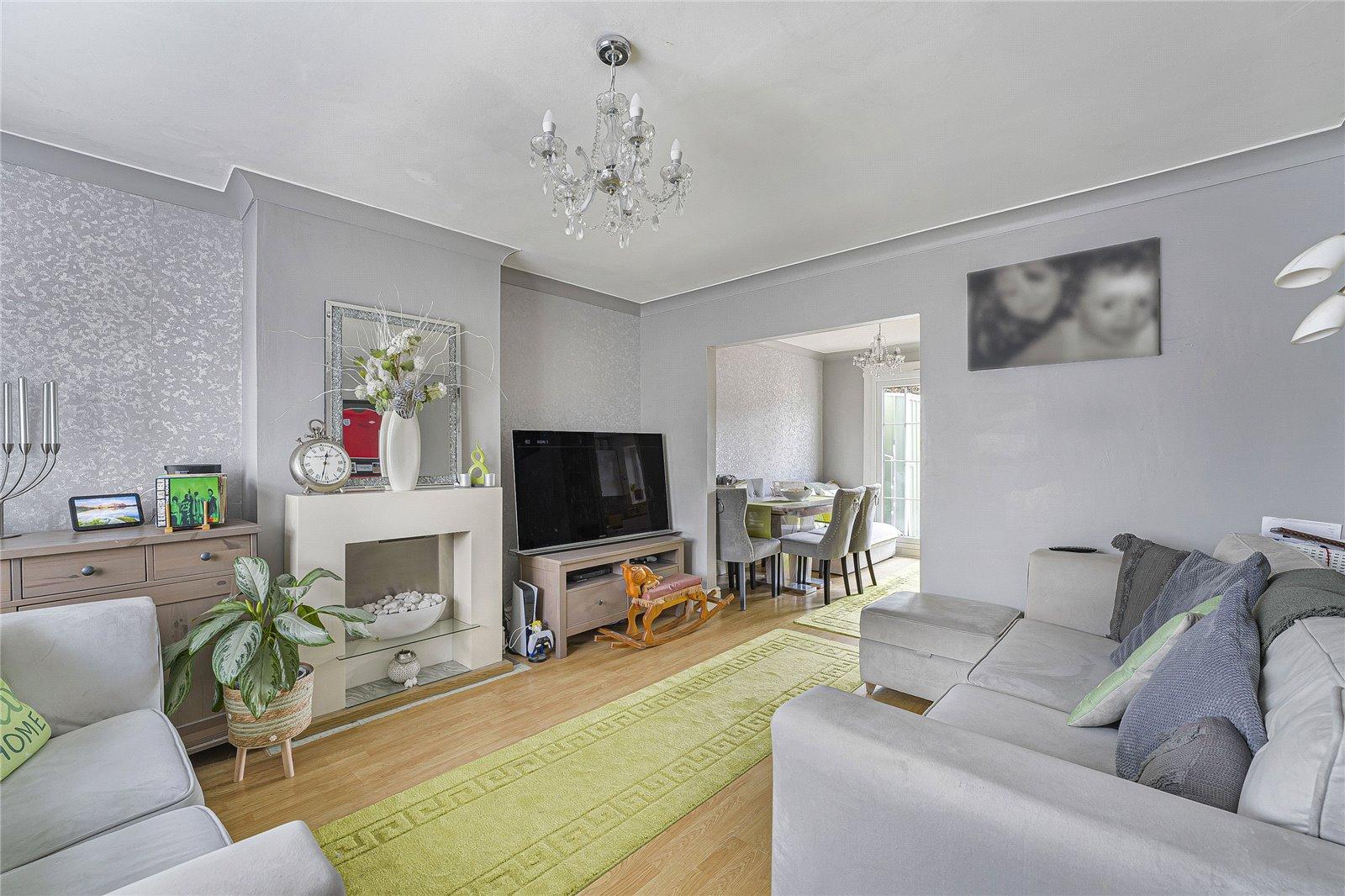 3 bedroom house for sale in Swanscombe | Robinson Jackson