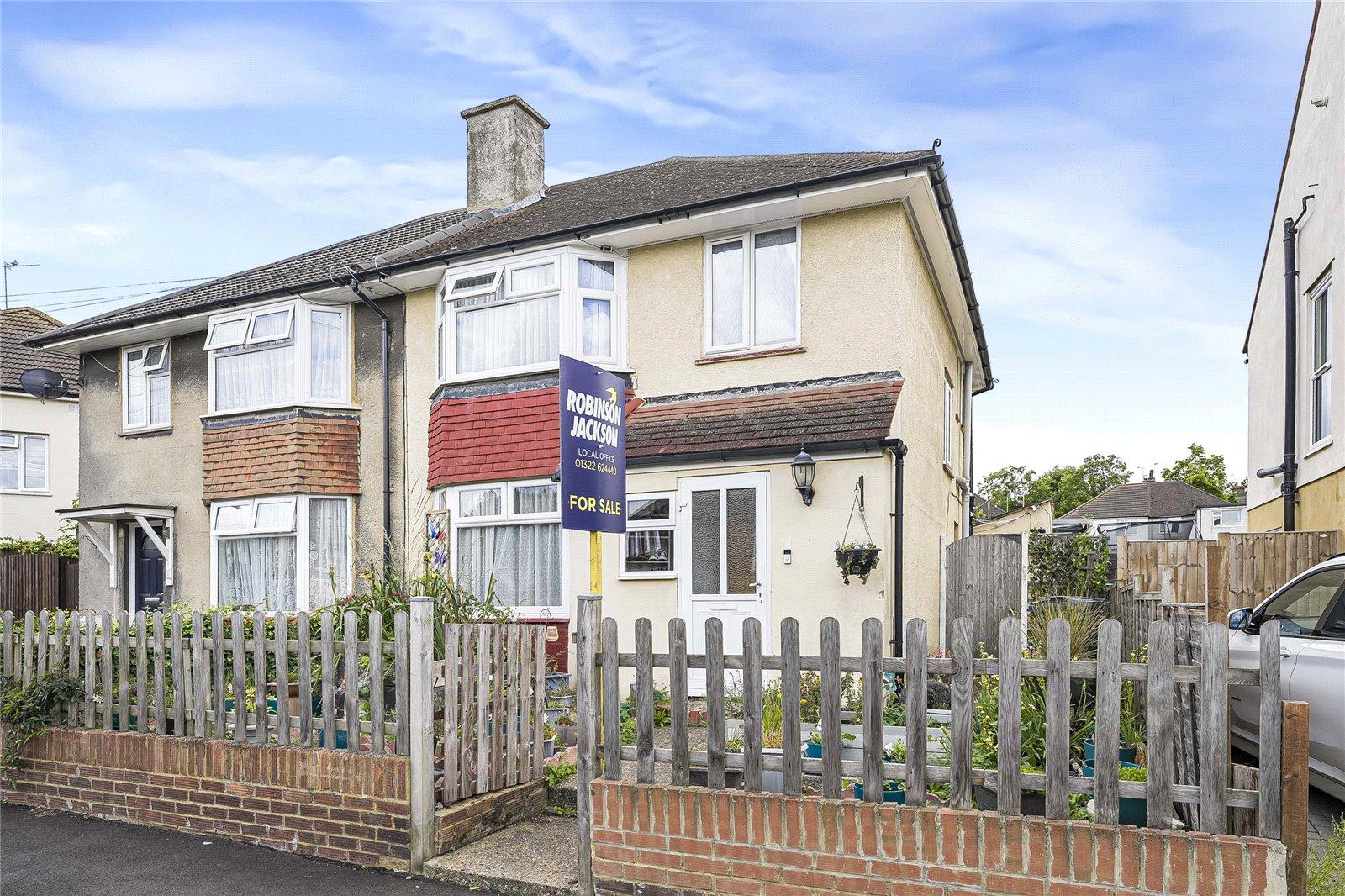 3 bedroom house for sale in Swanscombe | Robinson Jackson