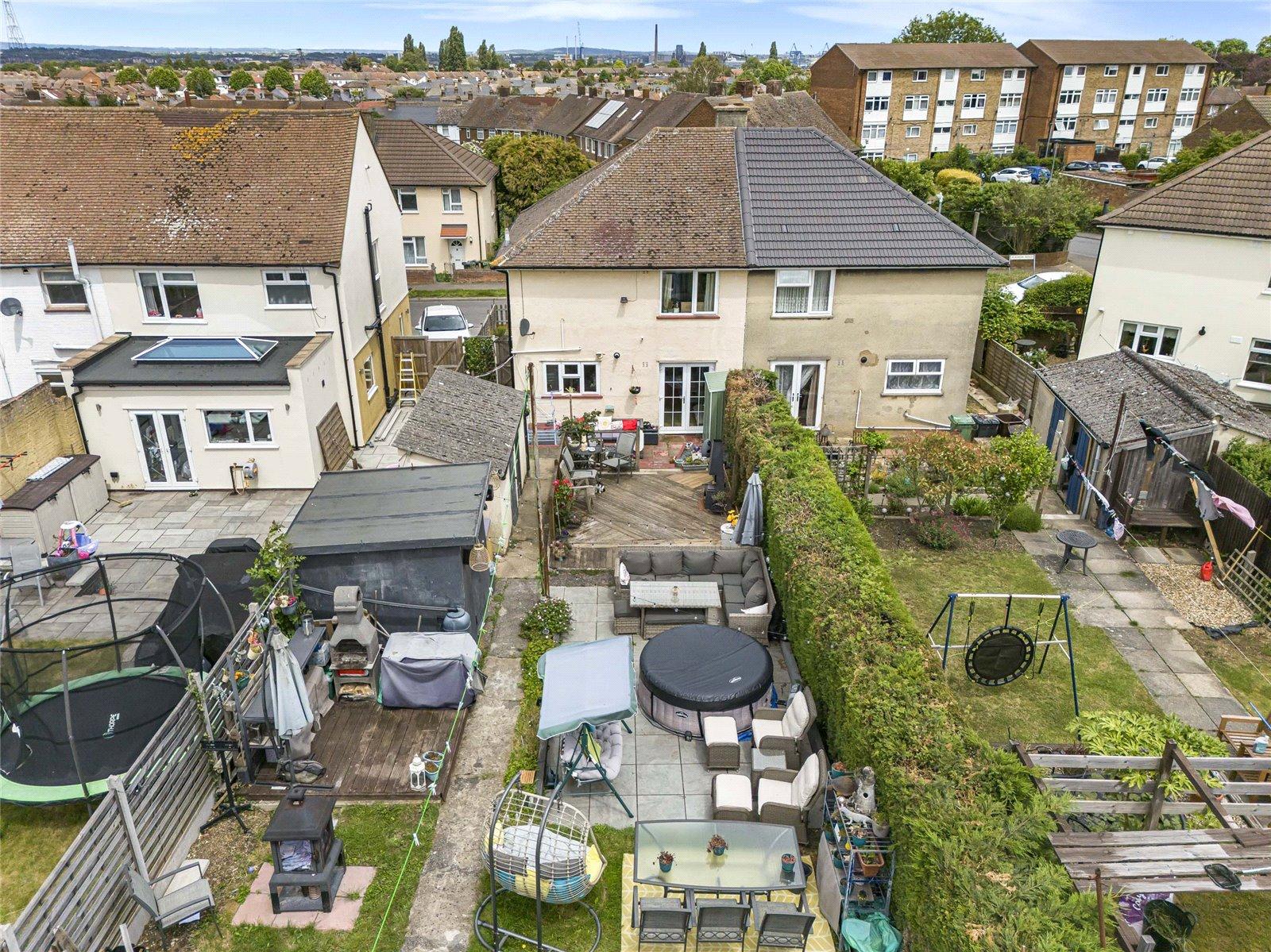 3 bedroom house for sale in Swanscombe | Robinson Jackson