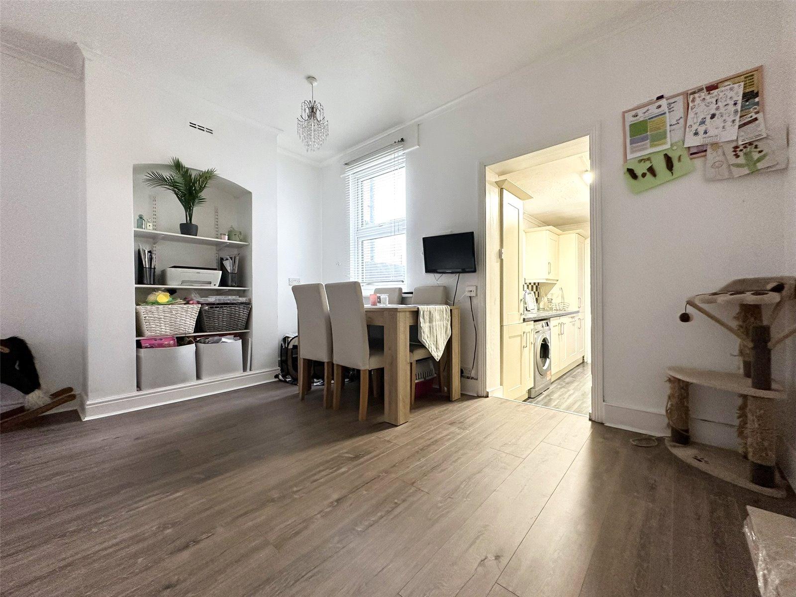2 bedroom house for sale in Greenhithe | Robinson Jackson