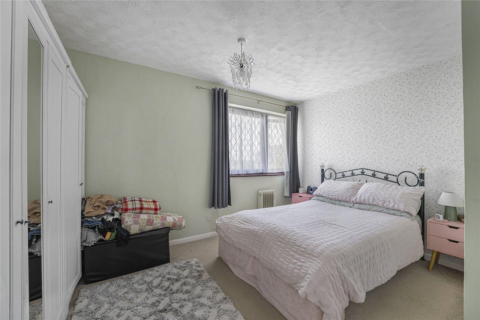 3 bedroom house for sale in Swanscombe | Robinson Jackson