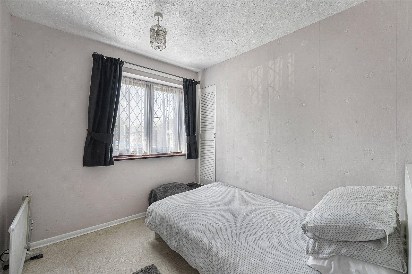 3 bedroom house for sale in Swanscombe | Robinson Jackson