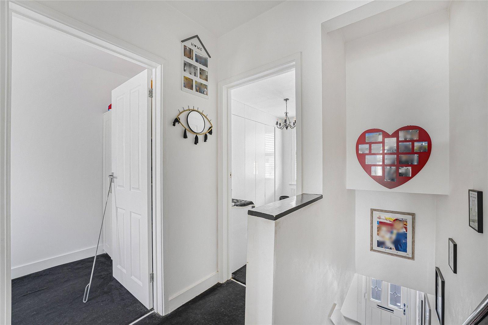 2 bedroom house for sale in Greenhithe | Robinson Jackson