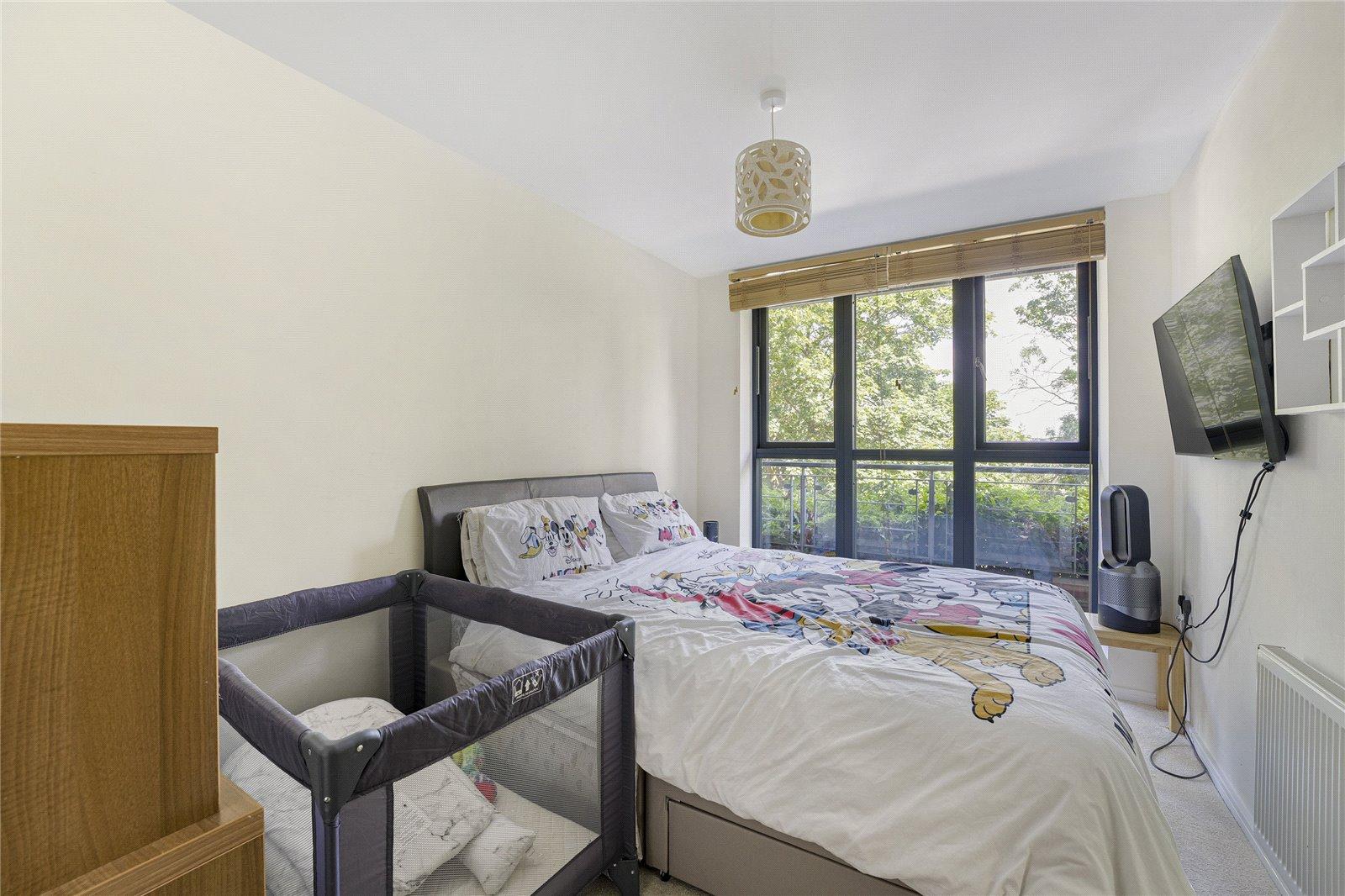 2 bedroom property for sale in Fieldfare Lane | Robinson Jackson