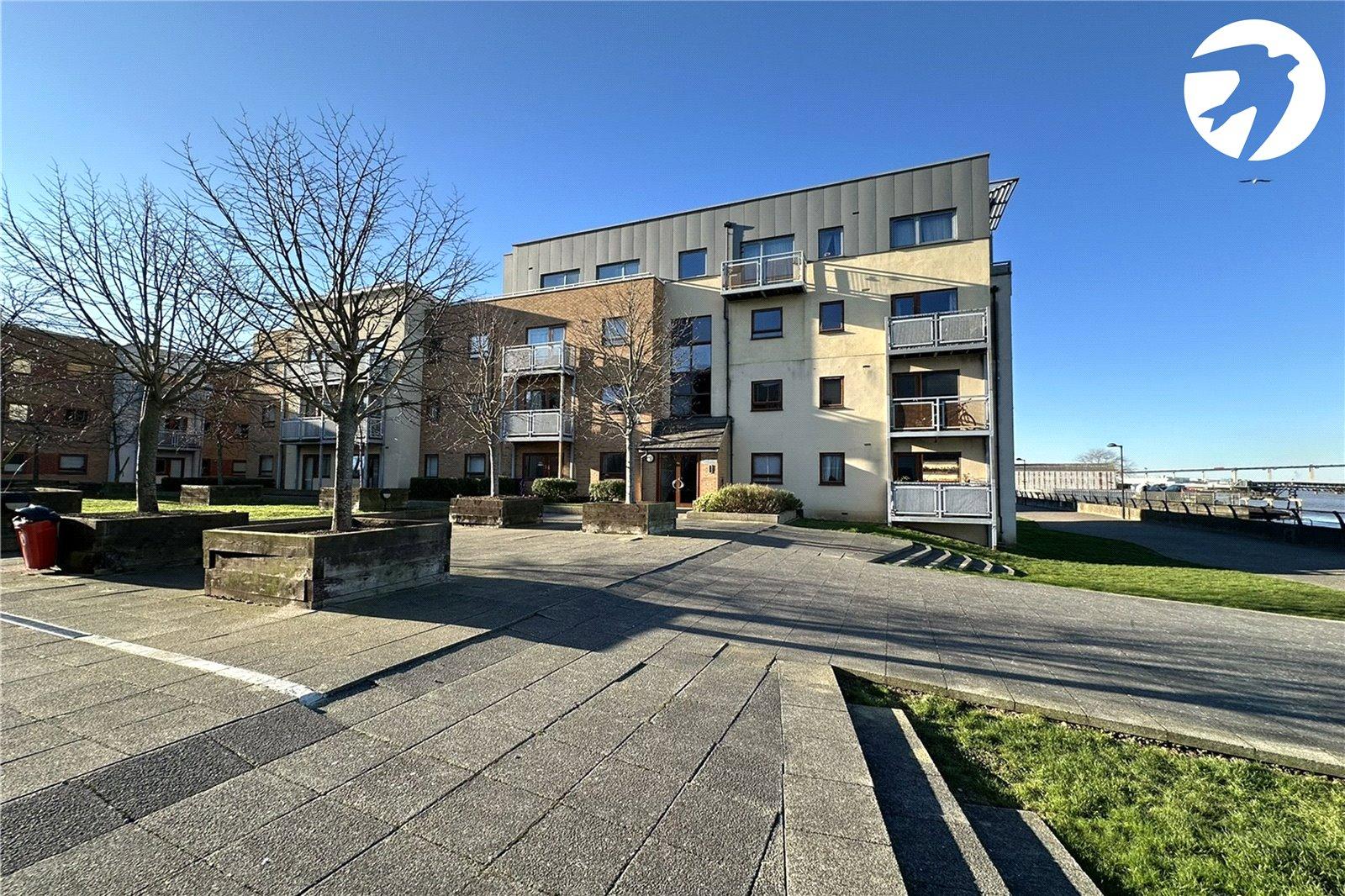 2 bedroom property for sale in Greenhithe | Robinson Jackson