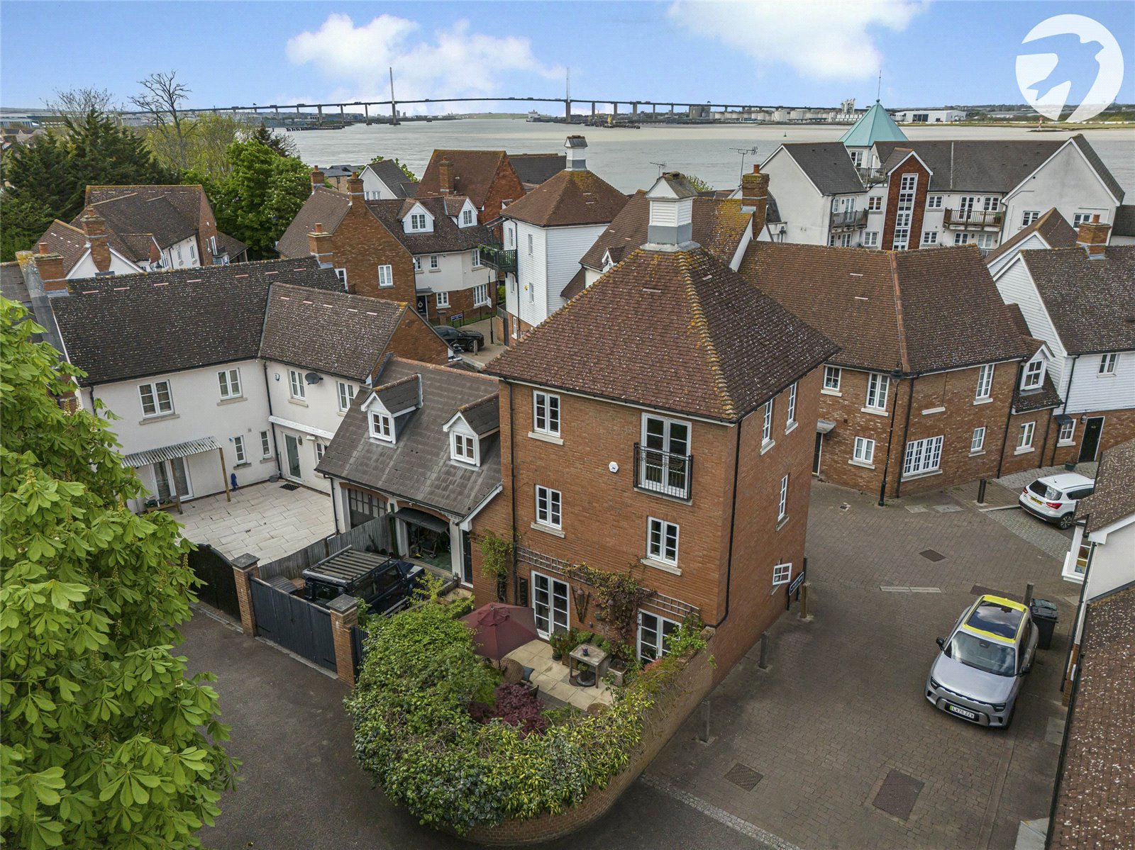 4 bedroom house for sale in Greenhithe | Robinson Jackson