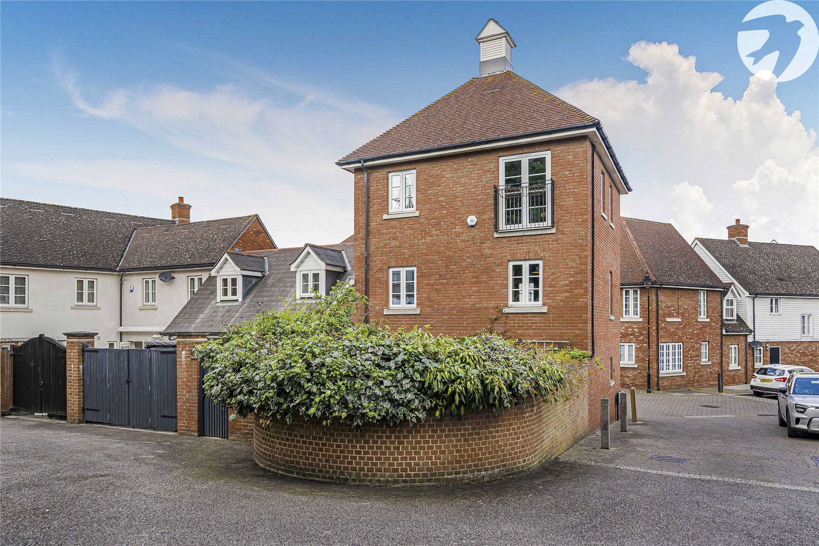 4 bedroom house for sale in Greenhithe | Robinson Jackson