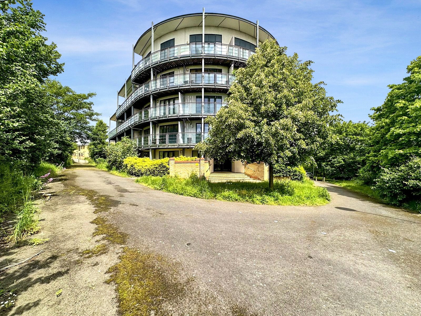 2 bedroom property for sale in Fieldfare Lane | Robinson Jackson