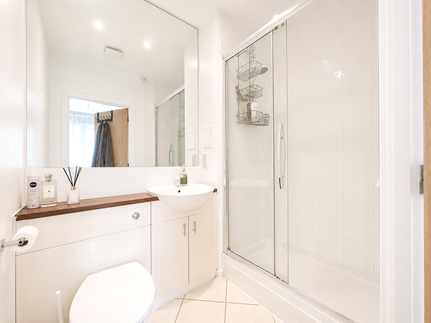 2 bedroom property for sale in Fieldfare Lane | Robinson Jackson