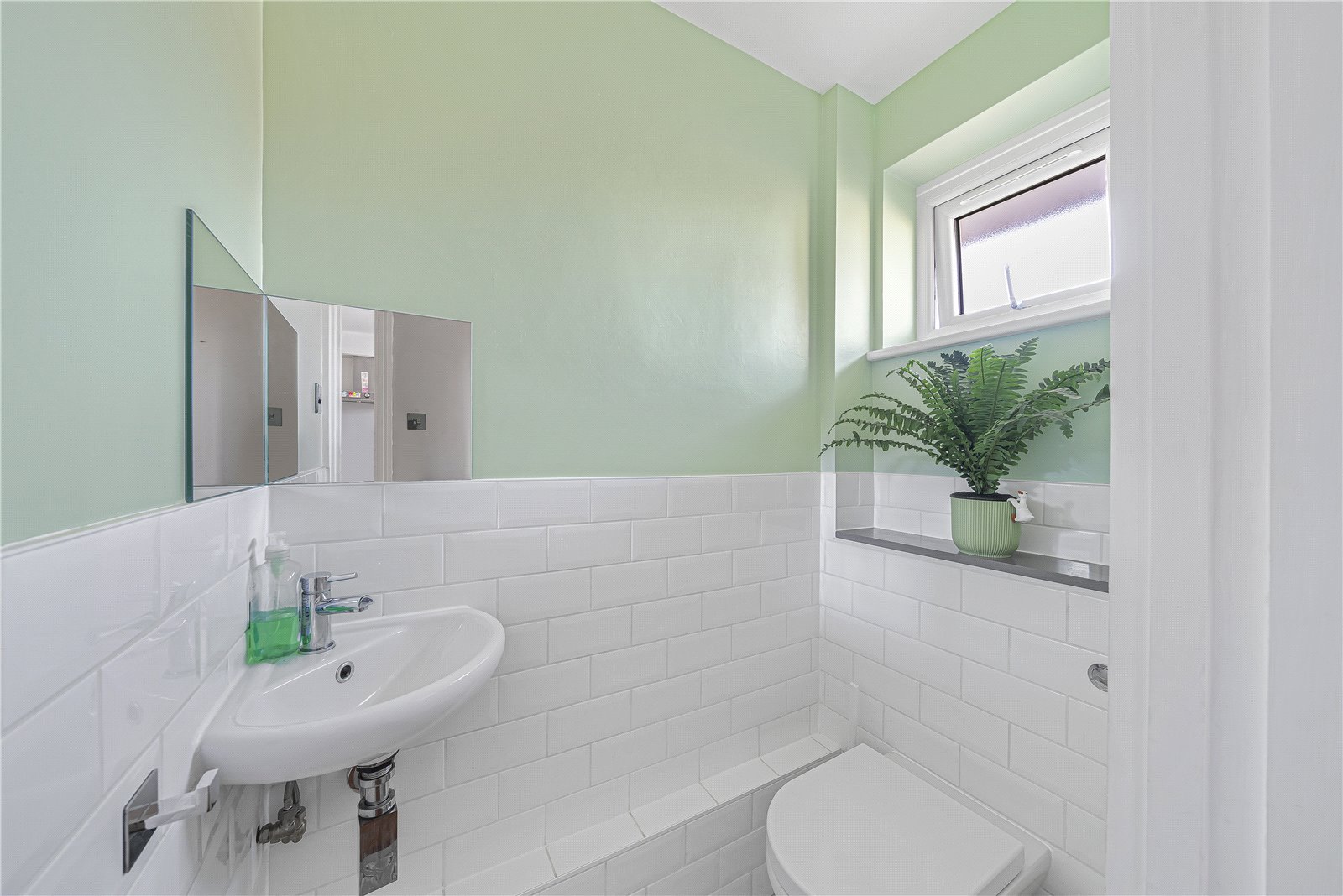 3 bedroom house for sale in Greenhithe | Robinson Jackson