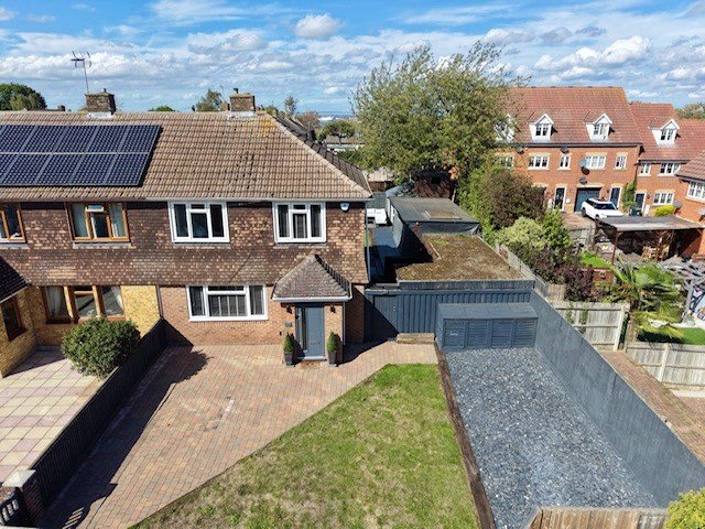3 bedroom house for sale in Greenhithe | Robinson Jackson