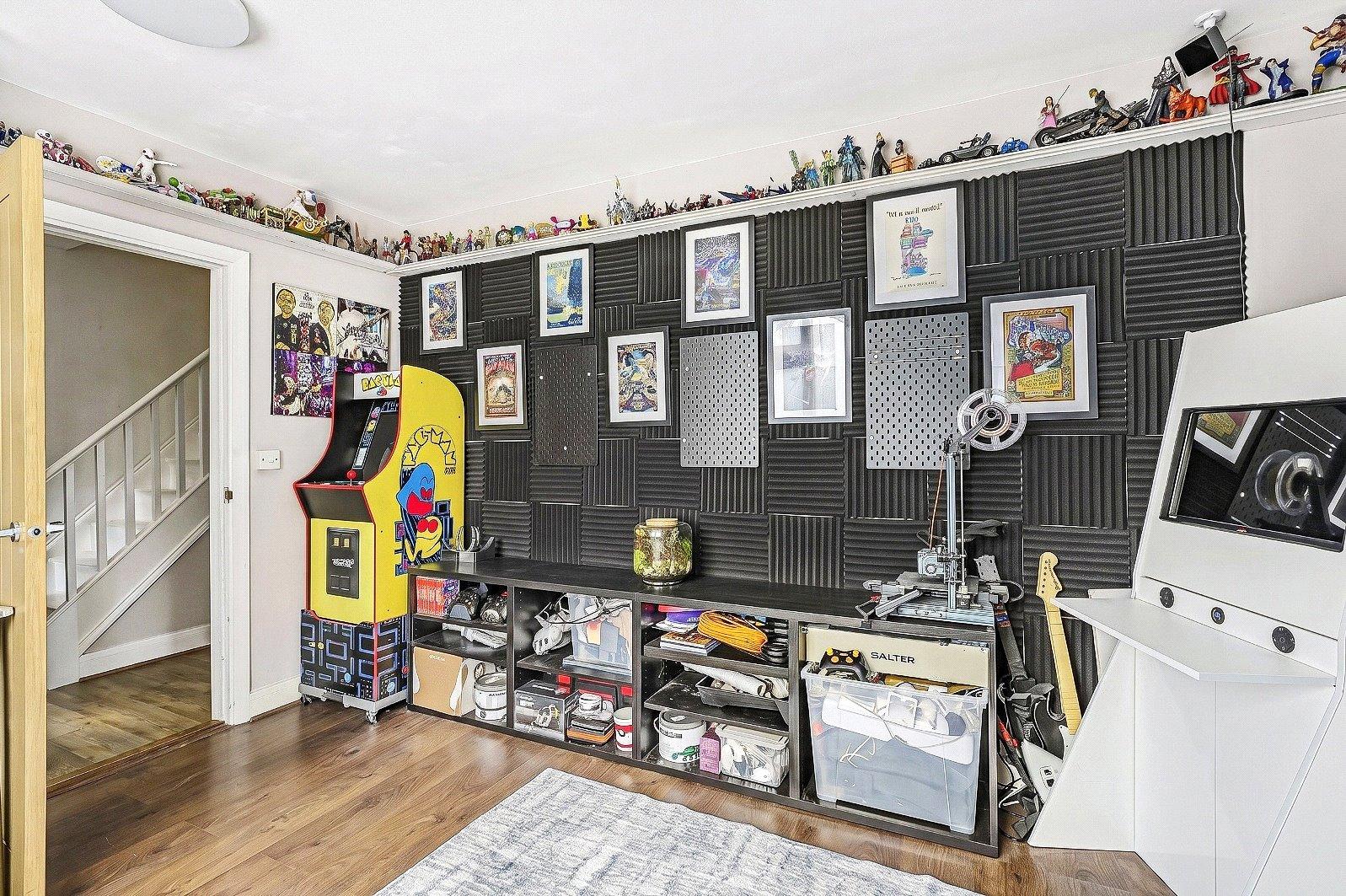 3 bedroom house for sale in Greenhithe | Robinson Jackson