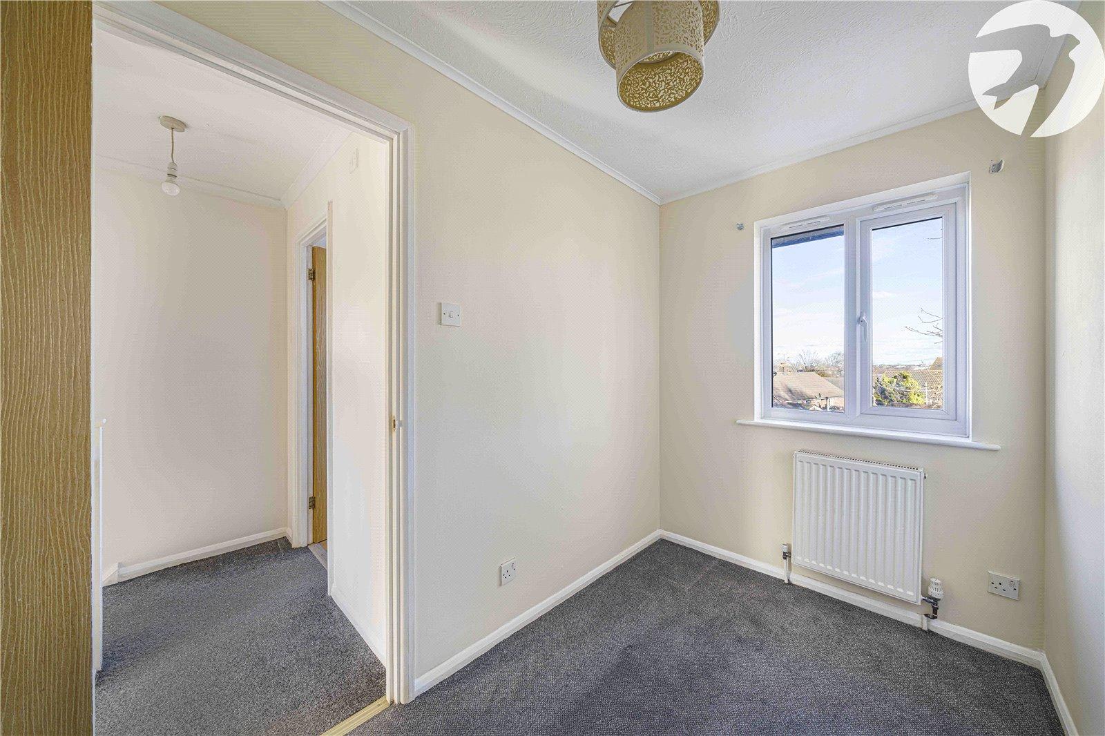 2 bedroom house for sale in Swanscombe | Robinson Jackson