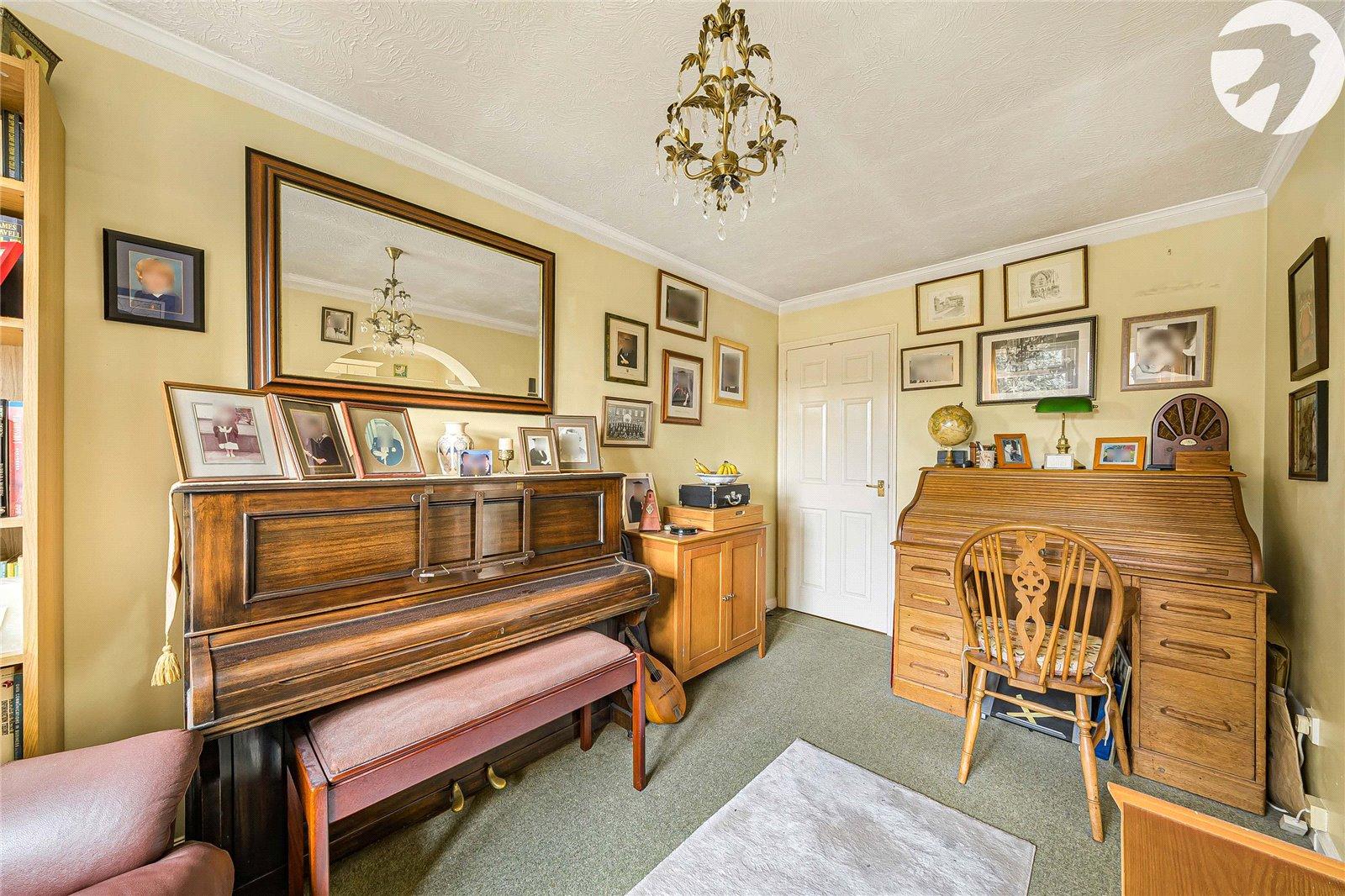 4 bedroom house for sale in Greenhithe | Robinson Jackson