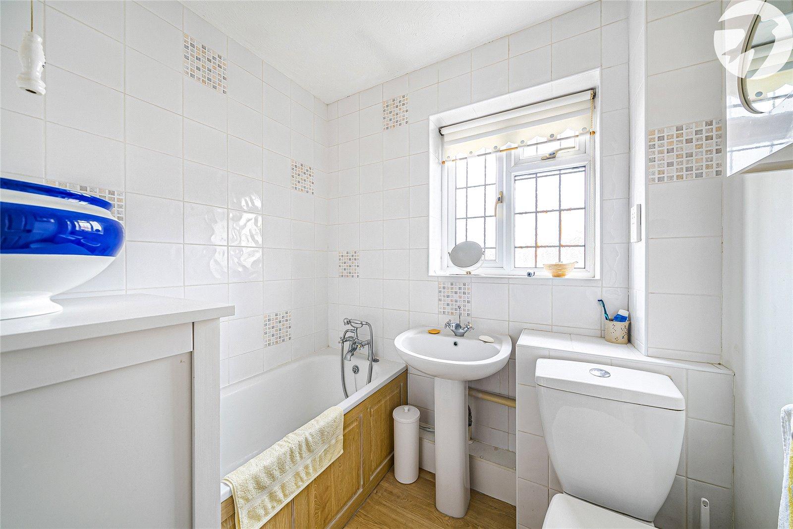 4 bedroom house for sale in Greenhithe | Robinson Jackson