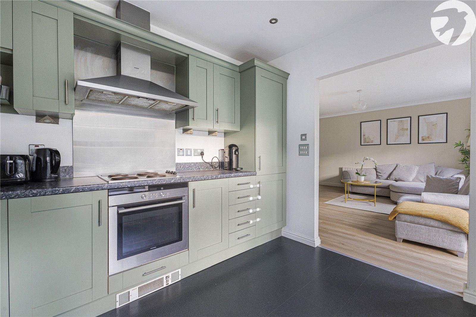 2 bedroom property for sale in Greenhithe | Robinson Jackson