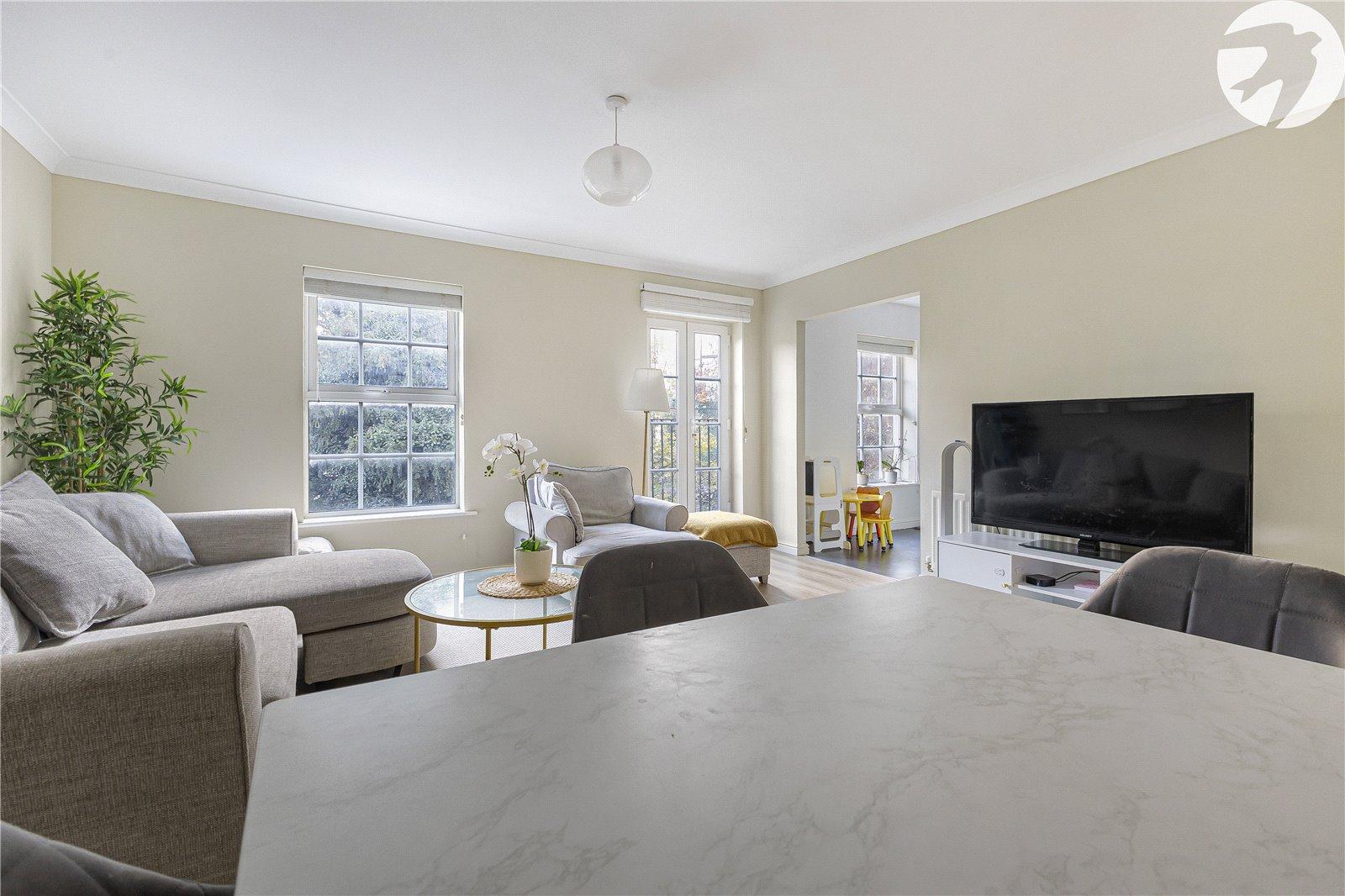 2 bedroom property for sale in Greenhithe | Robinson Jackson