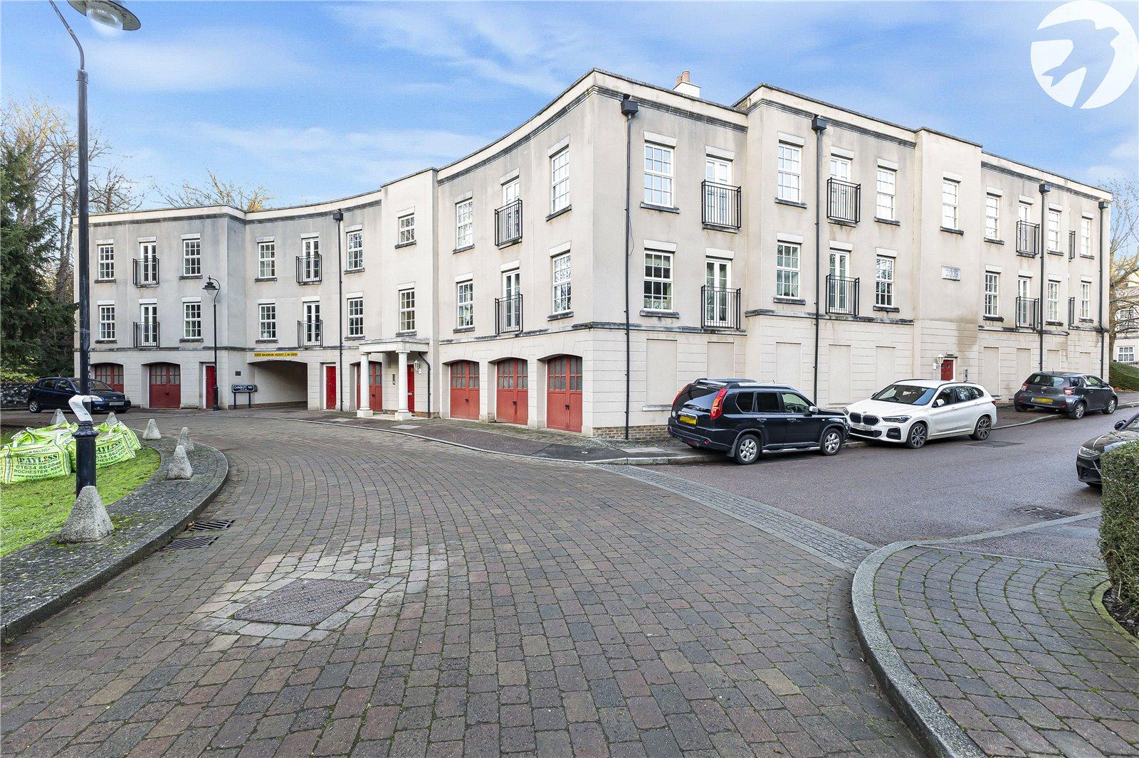 2 bedroom property for sale in Greenhithe | Robinson Jackson