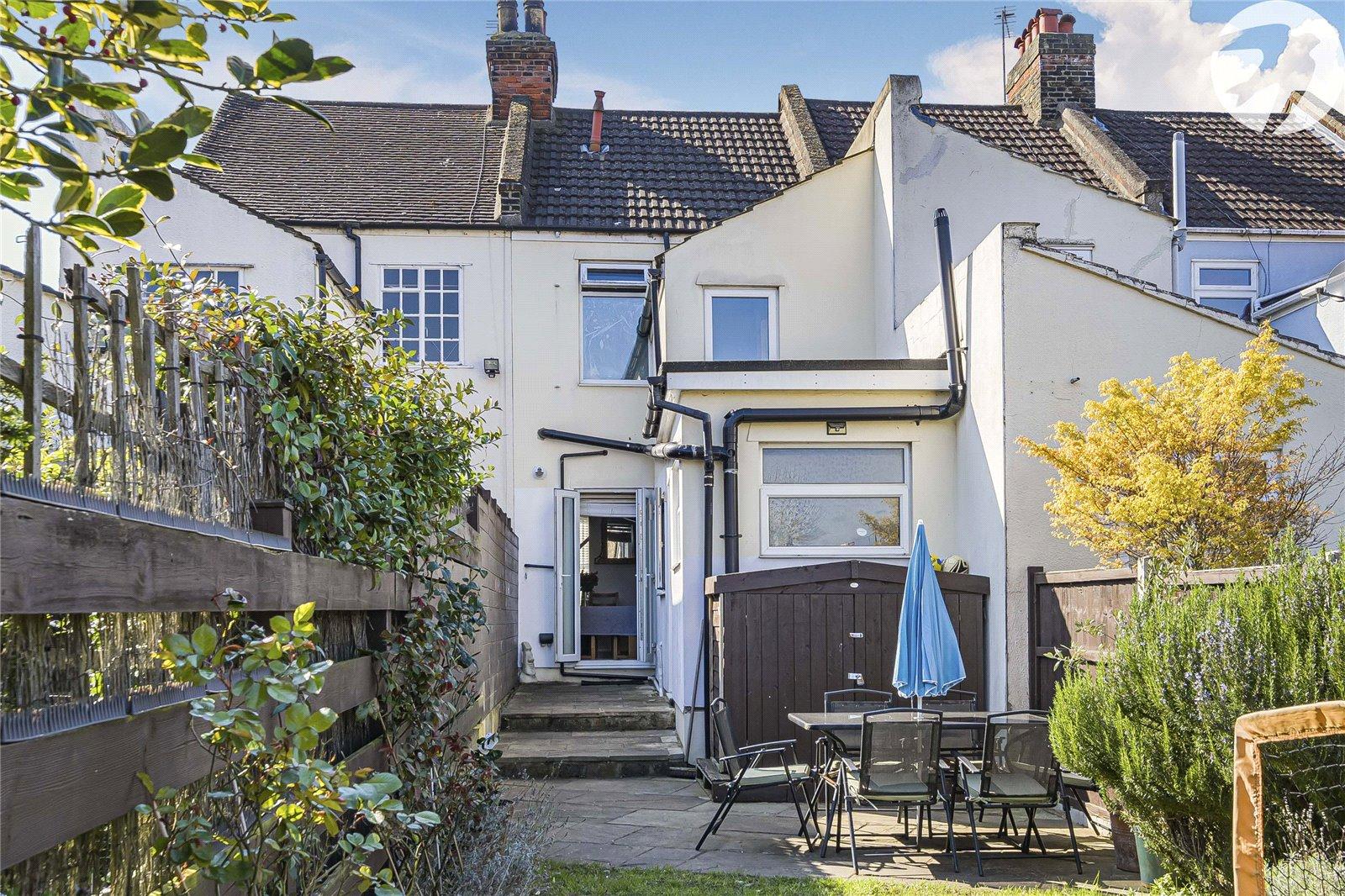 2 bedroom house for sale in Greenhithe | Robinson Jackson