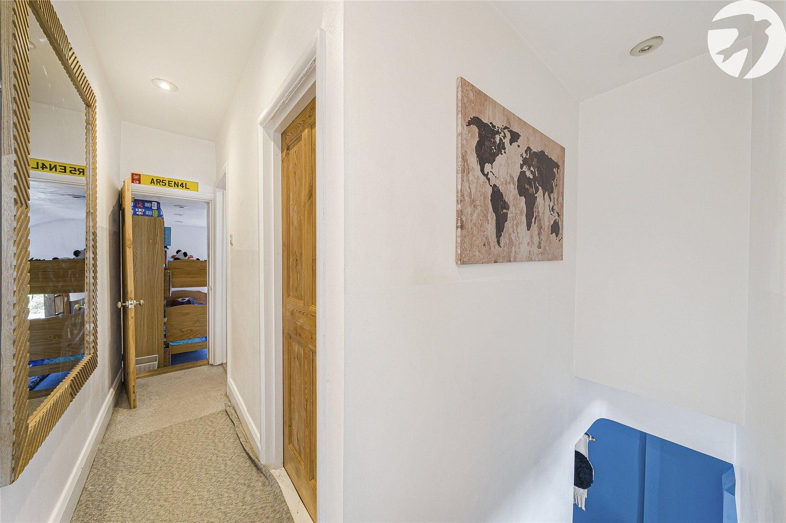 2 bedroom house for sale in Greenhithe | Robinson Jackson
