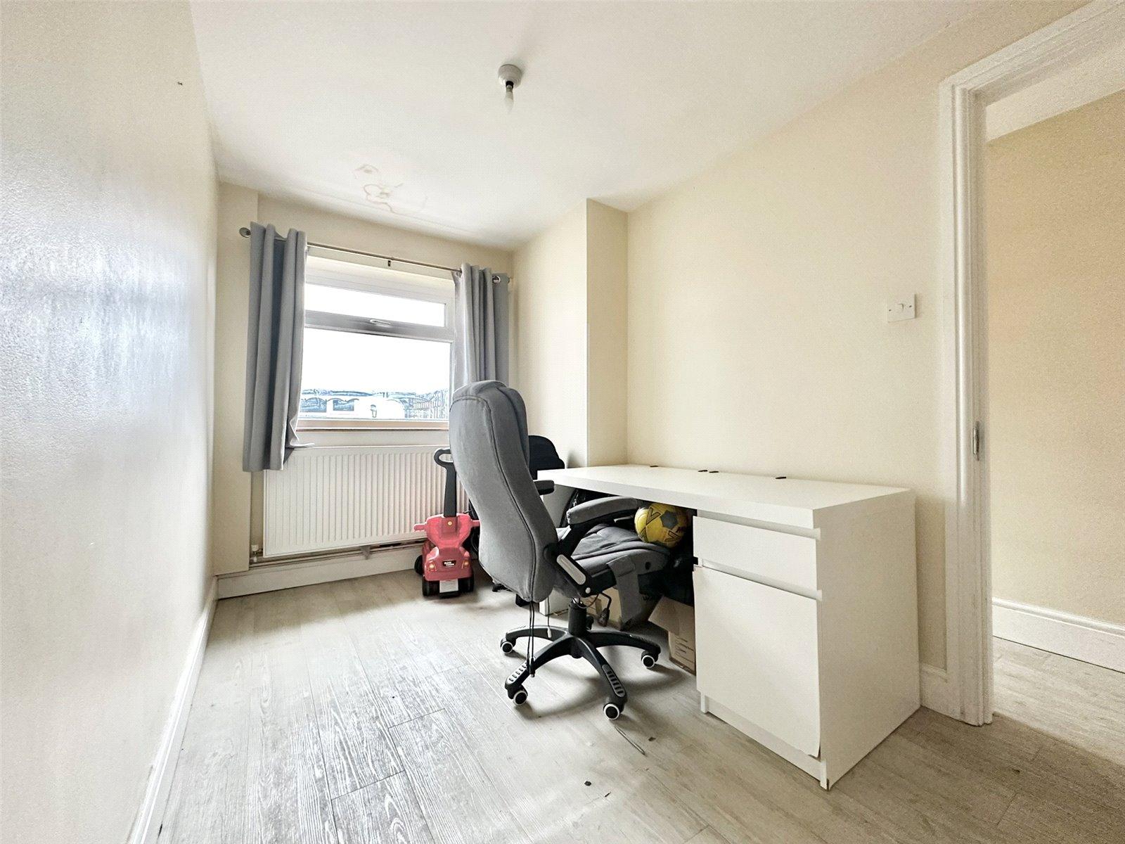 3 bedroom house for sale in Swanscombe | Robinson Jackson