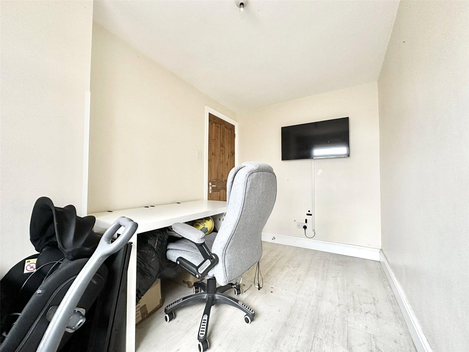 3 bedroom house for sale in Swanscombe | Robinson Jackson
