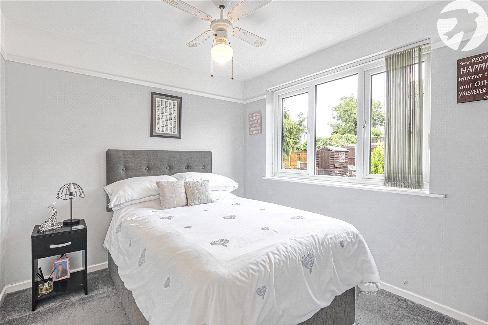3 bedroom house for sale in Swanscombe | Robinson Jackson